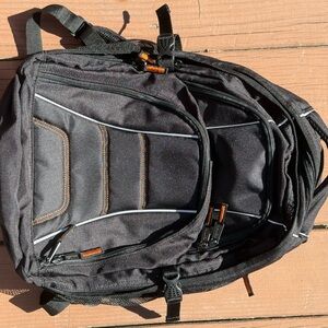Amazon Basics Laptop Backpack